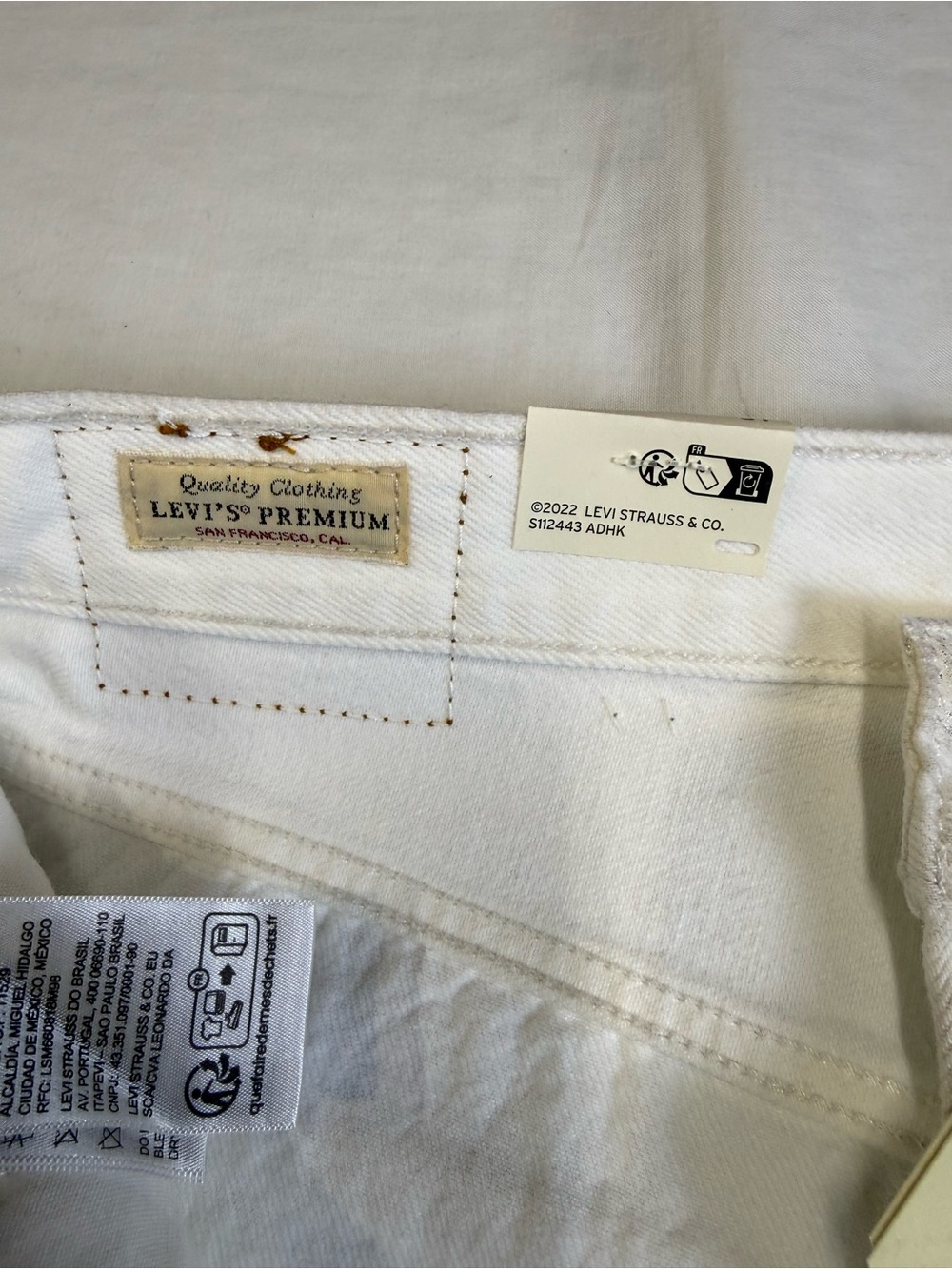 Levis 501 Premium Shorts Womens Sz 31 White Gold Metallic High Rise Cutoff - Picture 3 of 12